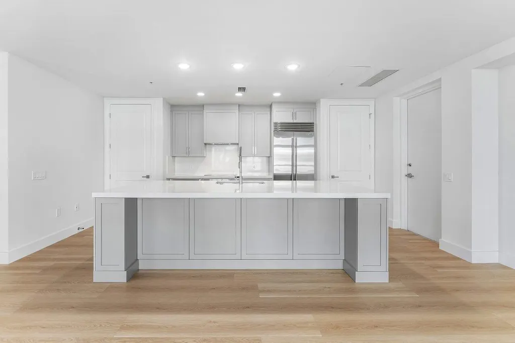 178 Lake Drive Palm Beach Shores FL 33404