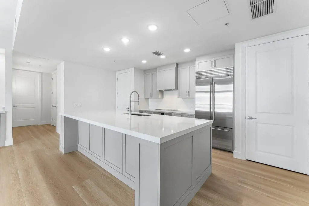 178 Lake Drive Palm Beach Shores FL 33404