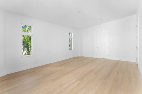 178 Lake Drive Palm Beach Shores FL 33404
