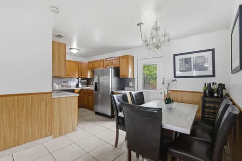 8230 SW 4th Place North Lauderdale FL 33068