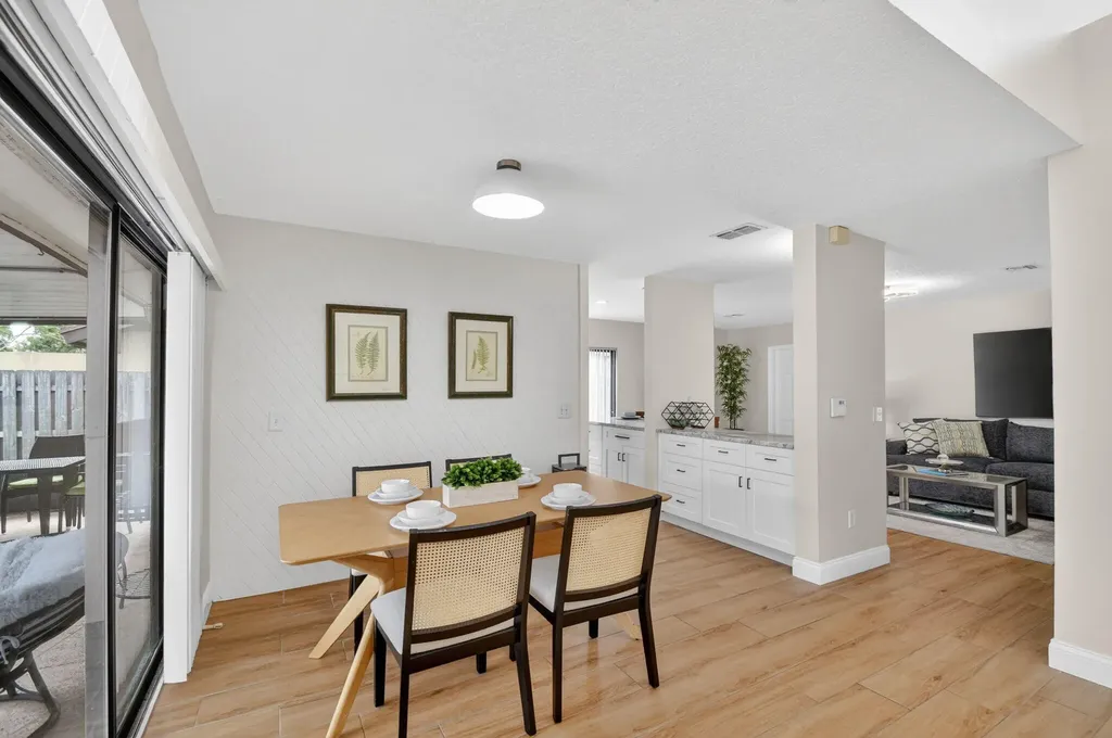 12260 Old Country Road S Wellington FL 33414