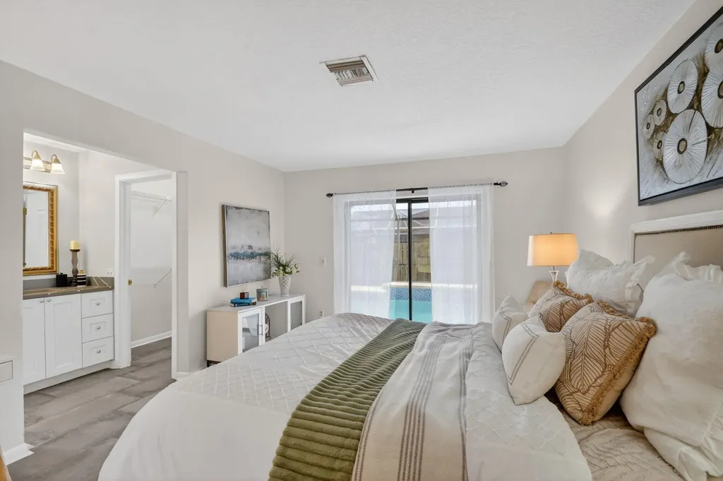 12260 Old Country Road S Wellington FL 33414