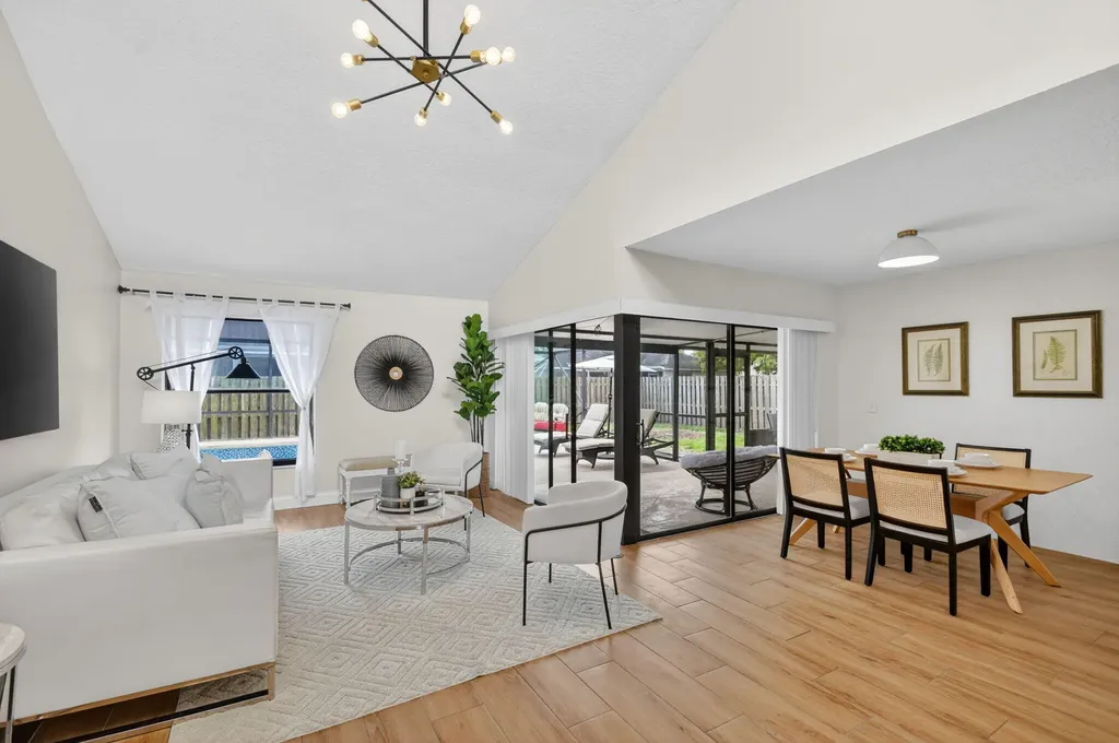 12260 Old Country Road S Wellington FL 33414