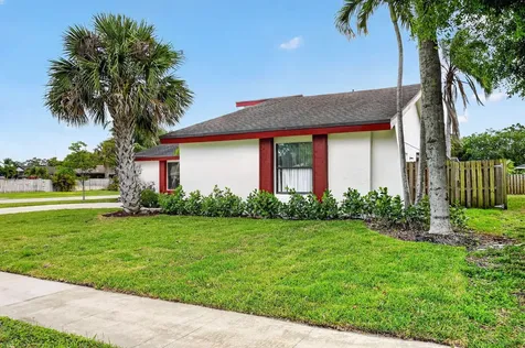12260 Old Country Road S Wellington FL 33414