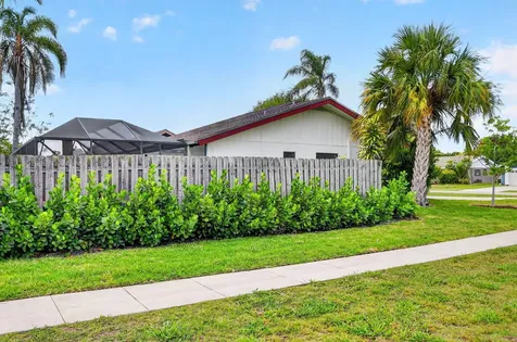12260 Old Country Road S Wellington FL 33414