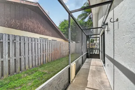 12260 Old Country Road S Wellington FL 33414