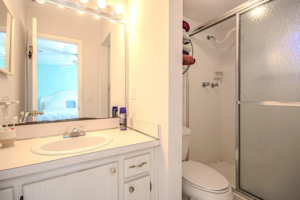 2222 NE 1st Way Boynton Beach FL 33435
