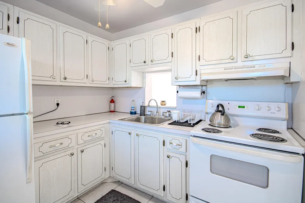 2222 NE 1st Way Boynton Beach FL 33435