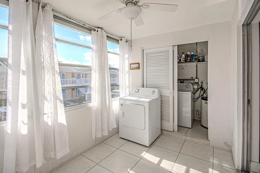 2222 NE 1st Way Boynton Beach FL 33435