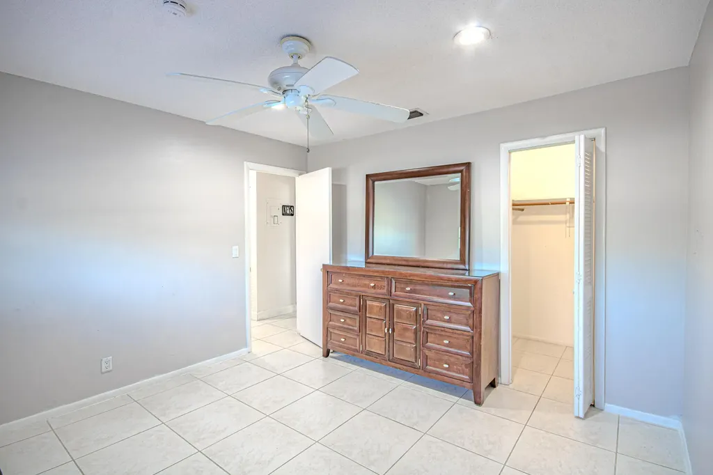 2222 NE 1st Way Boynton Beach FL 33435