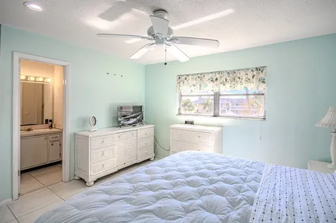 2222 NE 1st Way Boynton Beach FL 33435