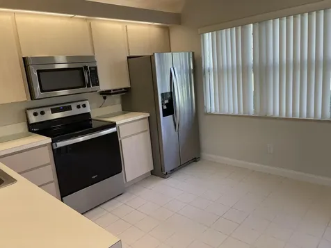 43 Essex Court Royal Palm Beach FL 33411