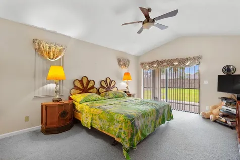 132 Kings Way Royal Palm Beach FL 33411
