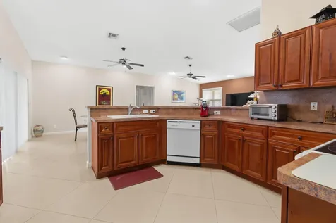 132 Kings Way Royal Palm Beach FL 33411