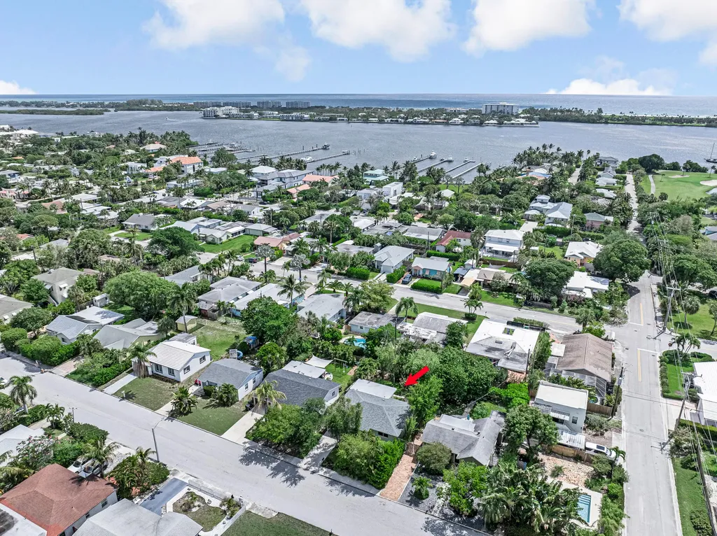 1612 N Ocean Breeze Lake Worth Beach FL 33460