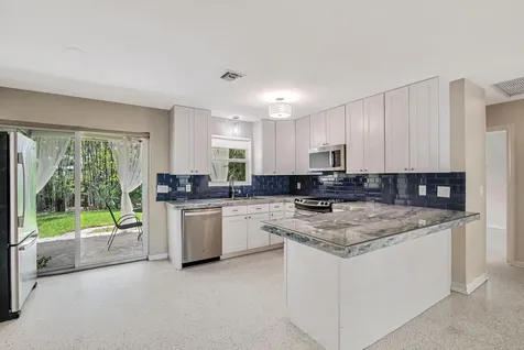 1612 N Ocean Breeze Lake Worth Beach FL 33460