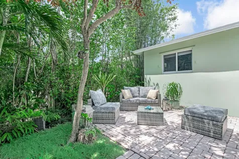 1612 N Ocean Breeze Lake Worth Beach FL 33460
