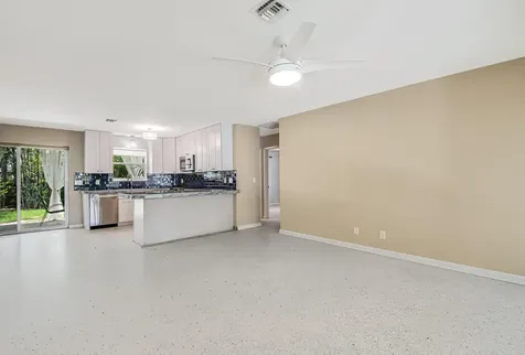 1612 N Ocean Breeze Lake Worth Beach FL 33460