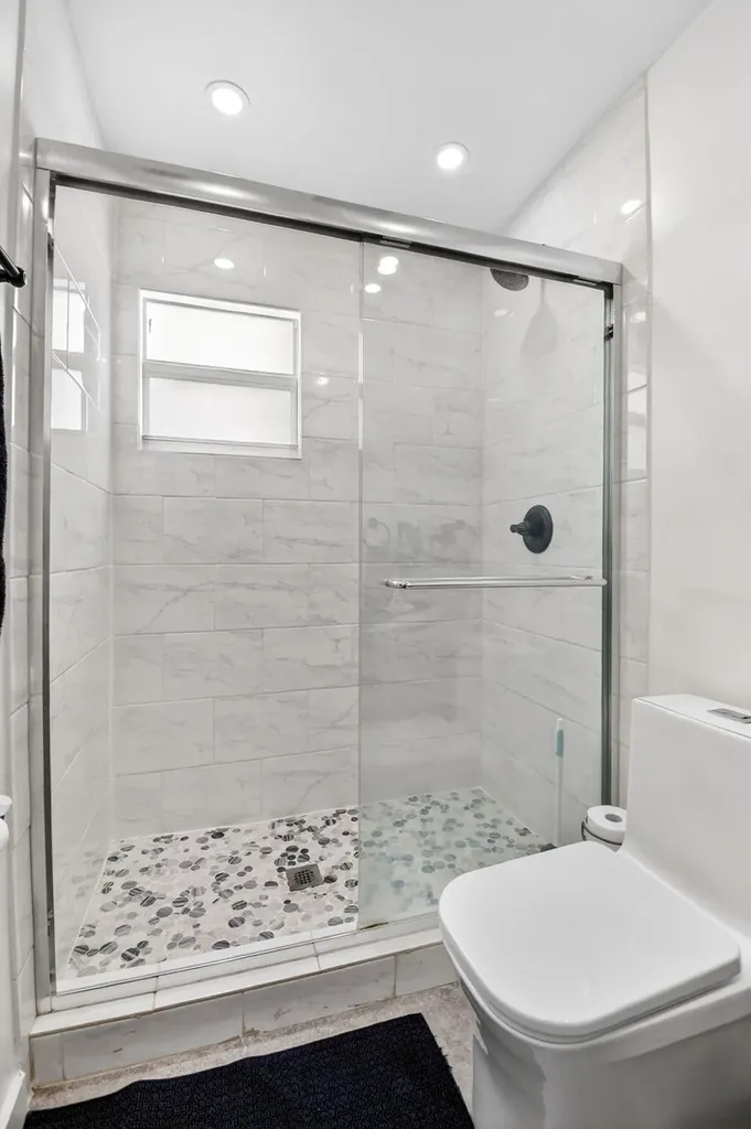 702 Forest Hill Boulevard West Palm Beach FL 33405