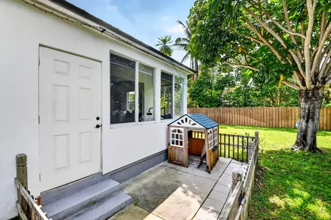 702 Forest Hill Boulevard West Palm Beach FL 33405
