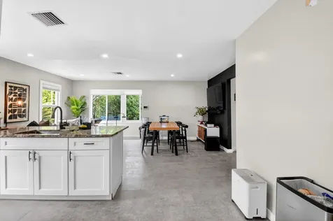 702 Forest Hill Boulevard West Palm Beach FL 33405