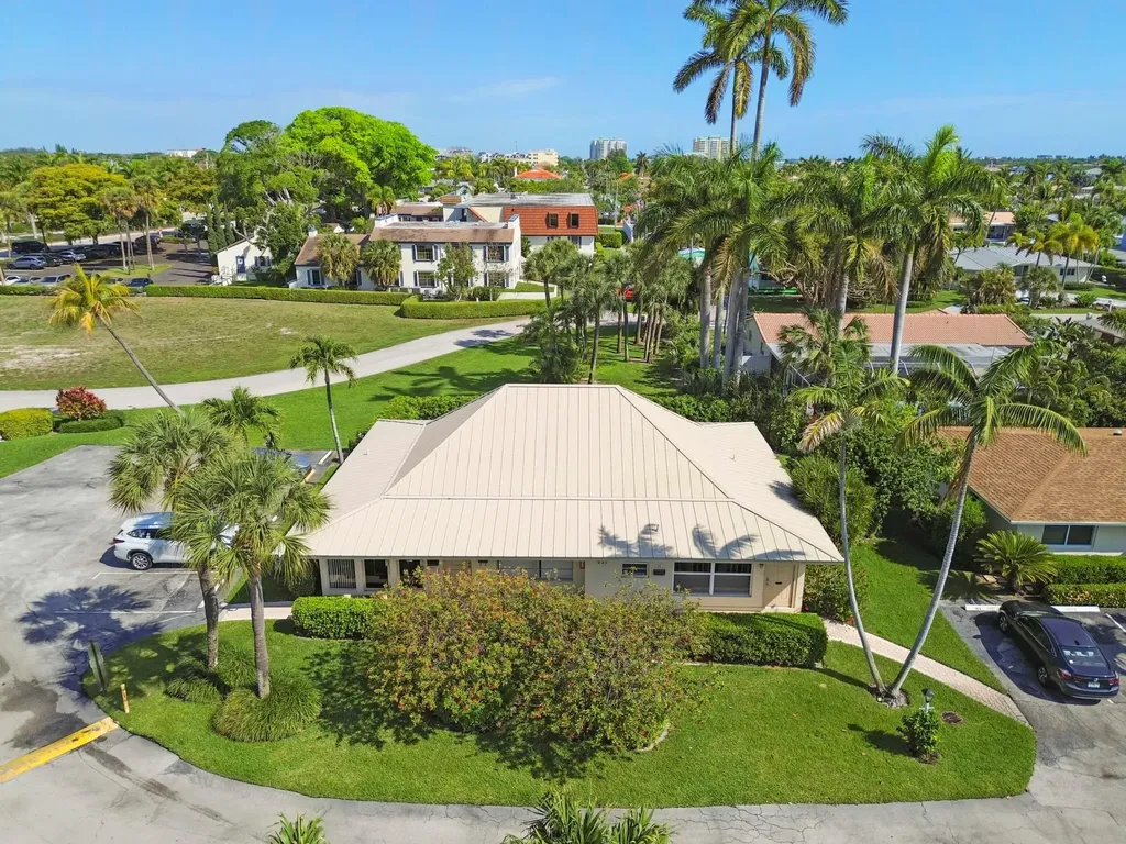 631 Snug Harbor Drive Boynton Beach FL 33435