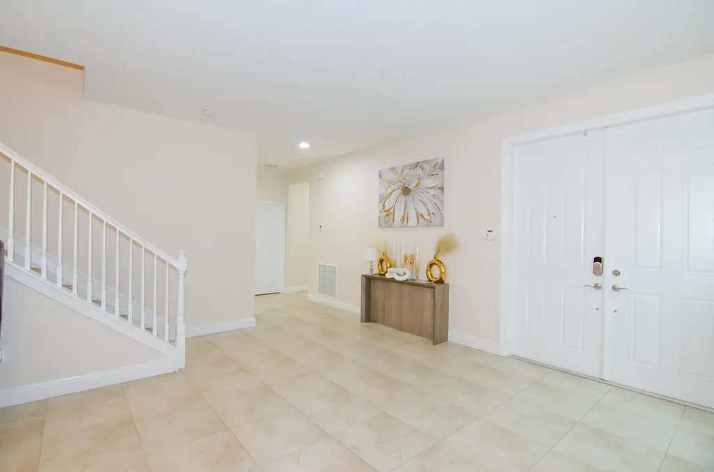 1188 NW Leonardo Circle Port St Lucie FL 34986
