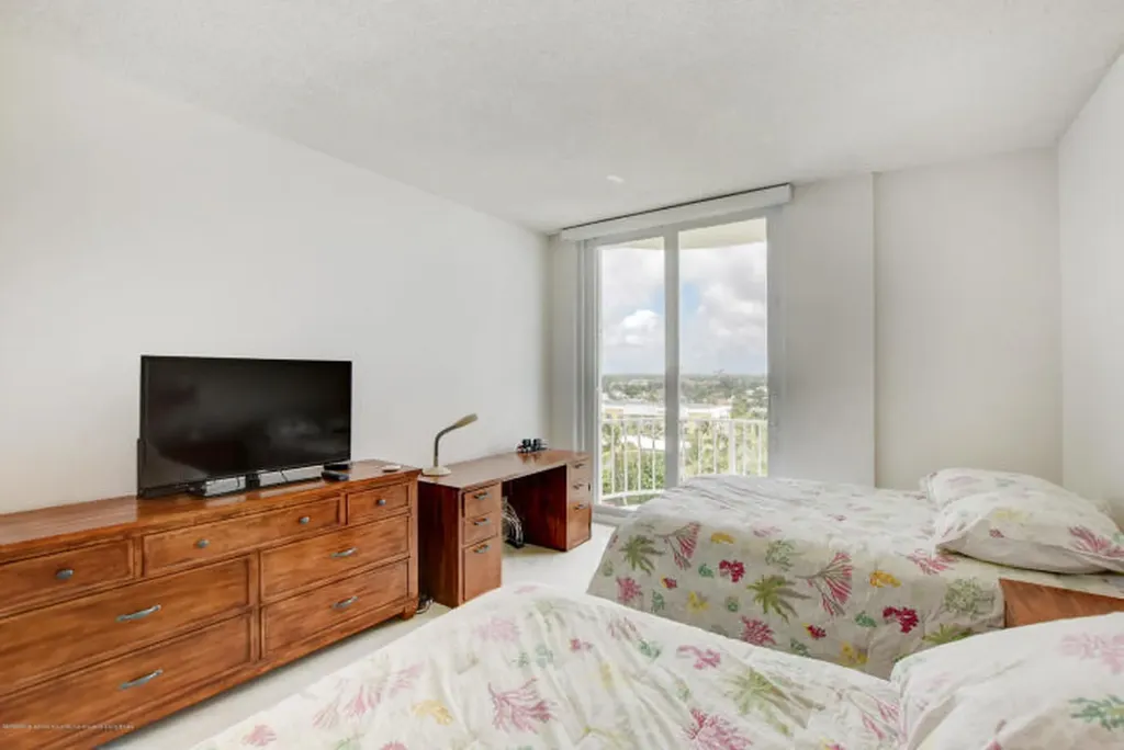 100 Worth Avenue Palm Beach FL 33480