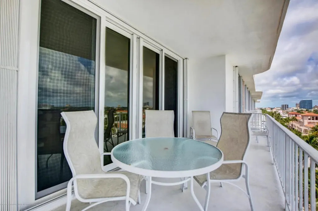 100 Worth Avenue Palm Beach FL 33480