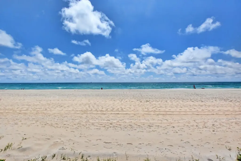 100 Worth Avenue Palm Beach FL 33480