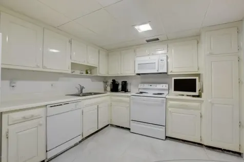 100 Worth Avenue Palm Beach FL 33480