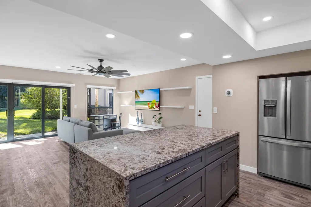 11863 Wimbledon Circle Wellington FL 33414