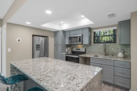 11863 Wimbledon Circle Wellington FL 33414