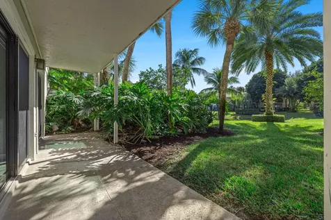 11863 Wimbledon Circle Wellington FL 33414