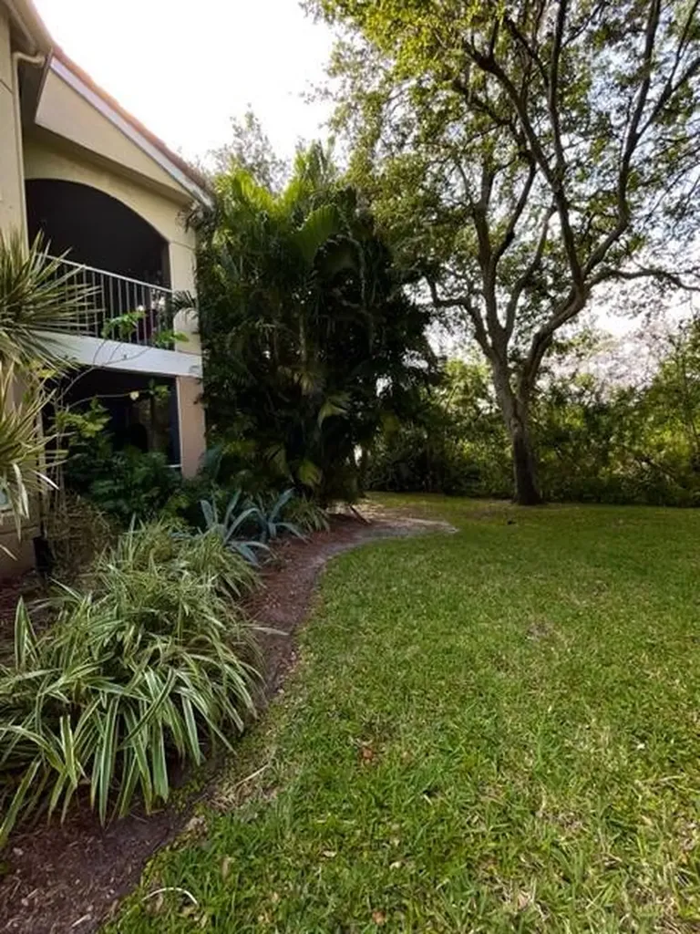 815 W Boynton Beach Boulevard Boynton Beach FL 33426