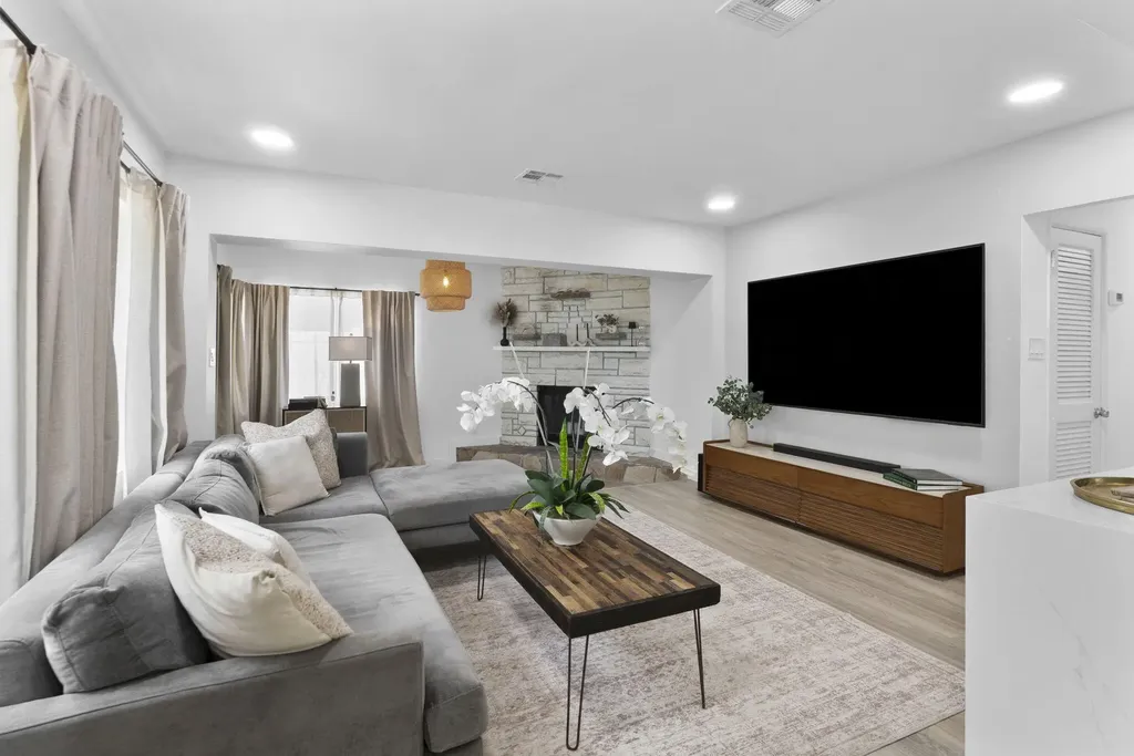 606 SW 19th Street Fort Lauderdale FL 33315