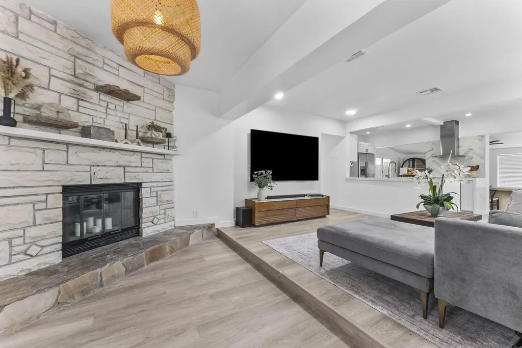 606 SW 19th Street Fort Lauderdale FL 33315