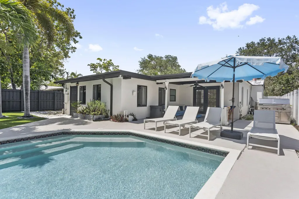 606 SW 19th Street Fort Lauderdale FL 33315
