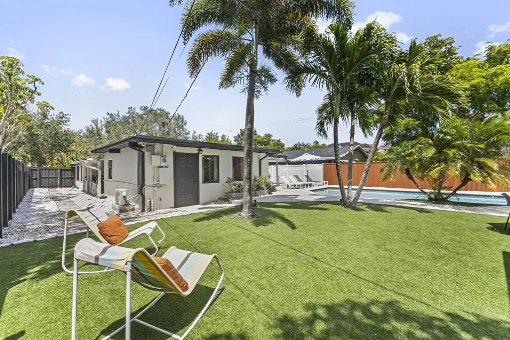 606 SW 19th Street Fort Lauderdale FL 33315