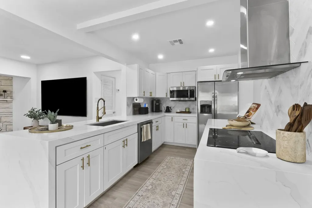 606 SW 19th Street Fort Lauderdale FL 33315