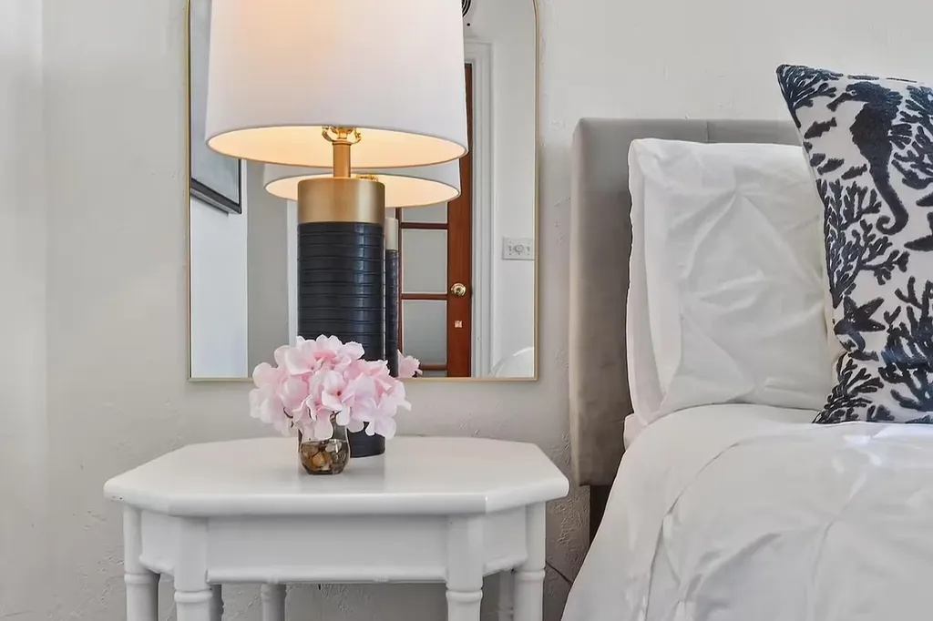 235 Sunrise Palm Beach FL 33480