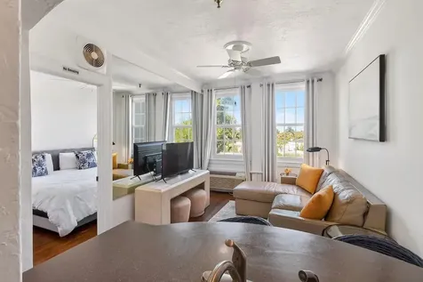 235 Sunrise Palm Beach FL 33480