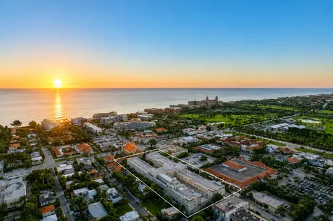 235 Sunrise Palm Beach FL 33480