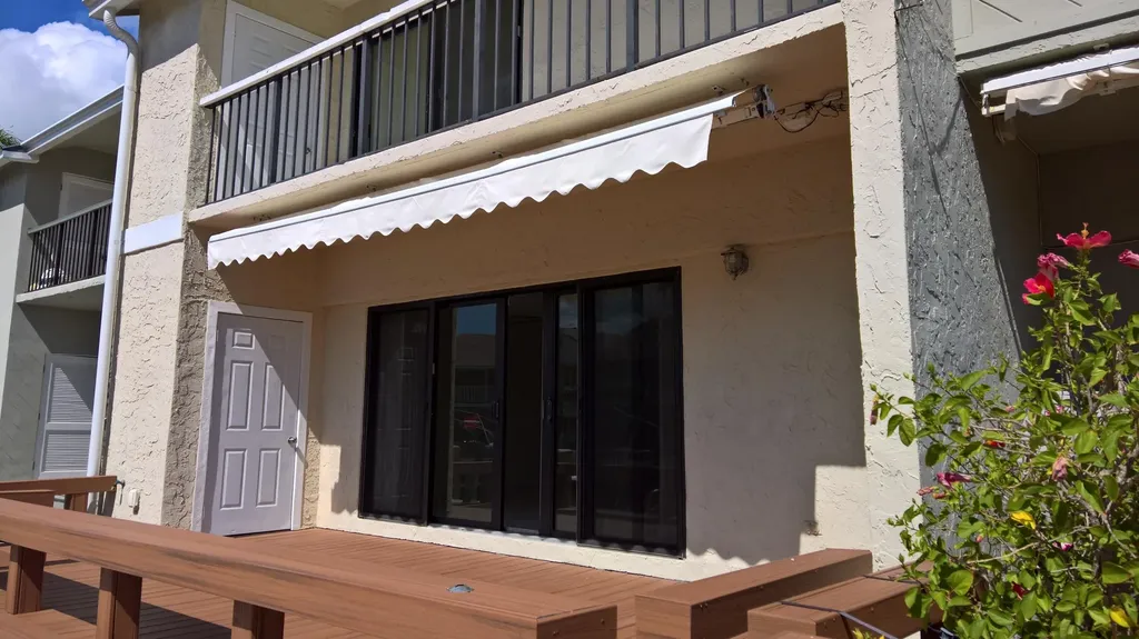 718 NE 12th Terrace Boynton Beach FL 33435