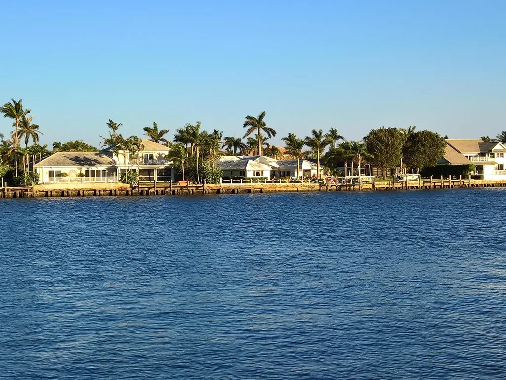 718 NE 12th Terrace Boynton Beach FL 33435