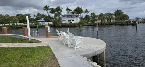 718 NE 12th Terrace Boynton Beach FL 33435