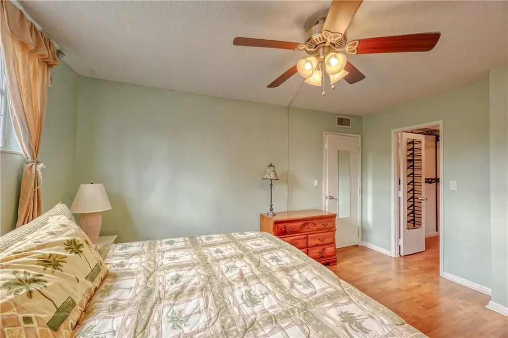 2400 NE 10th Street Pompano Beach FL 33062