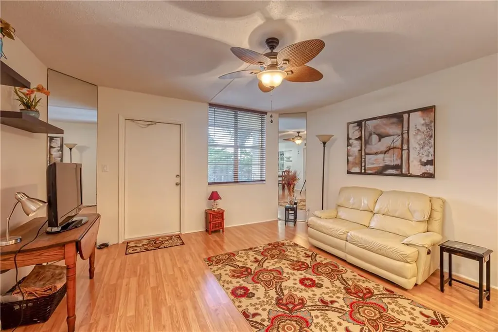 2400 NE 10th Street Pompano Beach FL 33062