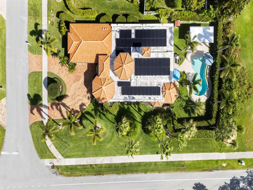 2370 Deer Creek Trail Deerfield Beach FL 33442