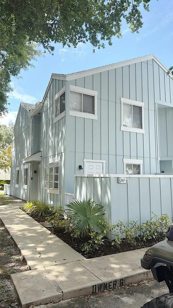 6367 Riverwalk Lane Jupiter FL 33458